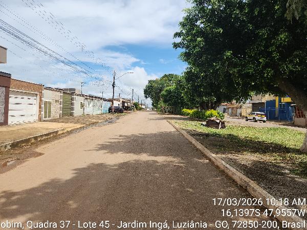 Apartamento 2 Quartos com Varanda e Vaga em Luziânia
