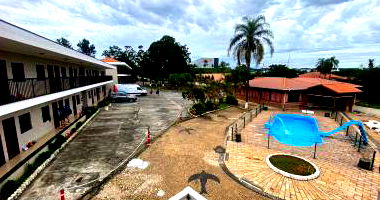 Terreno com Edificação em Vinhedo SP na Via Anhanguera