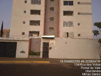 Apartamento com 2 quartos, 2 banheiros e 1 vaga de garagem