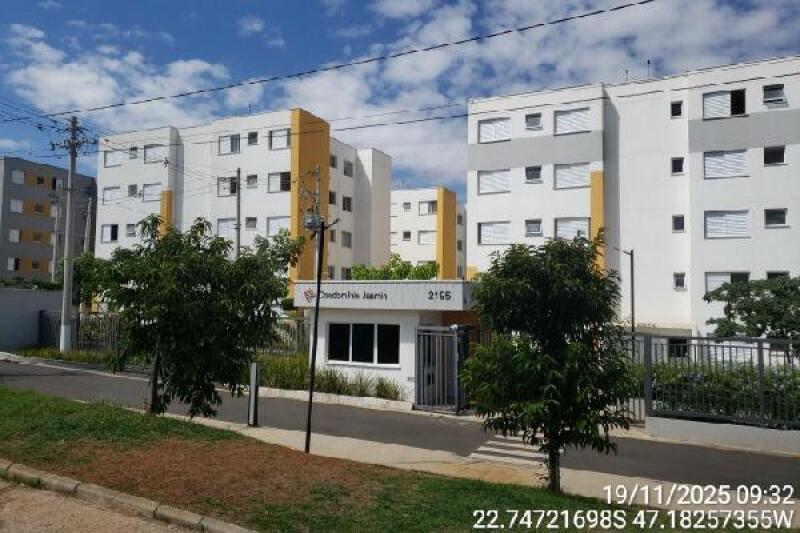 Apartamento com 2 quartos em Paulínia/SP