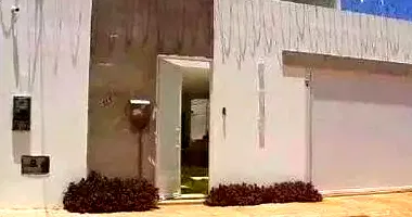 Casa em leilão com 322m² construída e 250m² de terreno