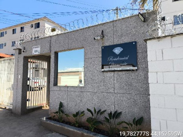 Apartamento com 2 quartos em Esmeraldas/MG