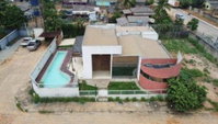 Casa com 3 quartos e 1 banheiro em condomínio - 588,87m²