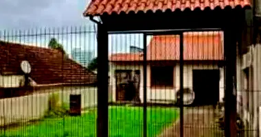 Casa com 147,60m² construídos em Porto Alegre