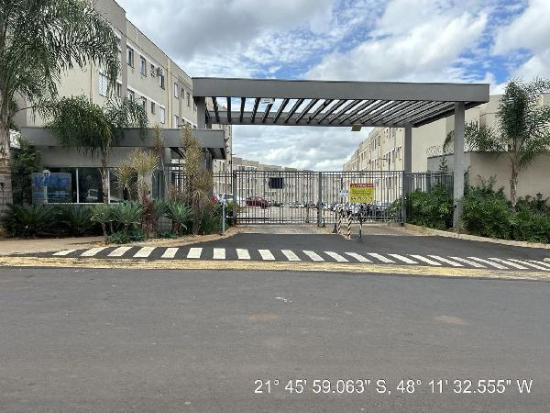 Apartamento com 43m² em Araraquara - SP