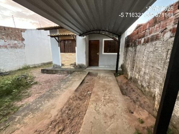 Casa com 1 quarto e 1 banheiro, 49,95 m², terreno 160 m²