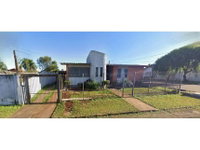 Casa de alto padrão com 222m² construídos em lote de 450m²