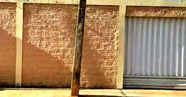 Casa em leilão com 1 vaga e 52m² de área construída