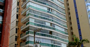 Apartamento com 3 quartos e 2 vagas em Vila Velha