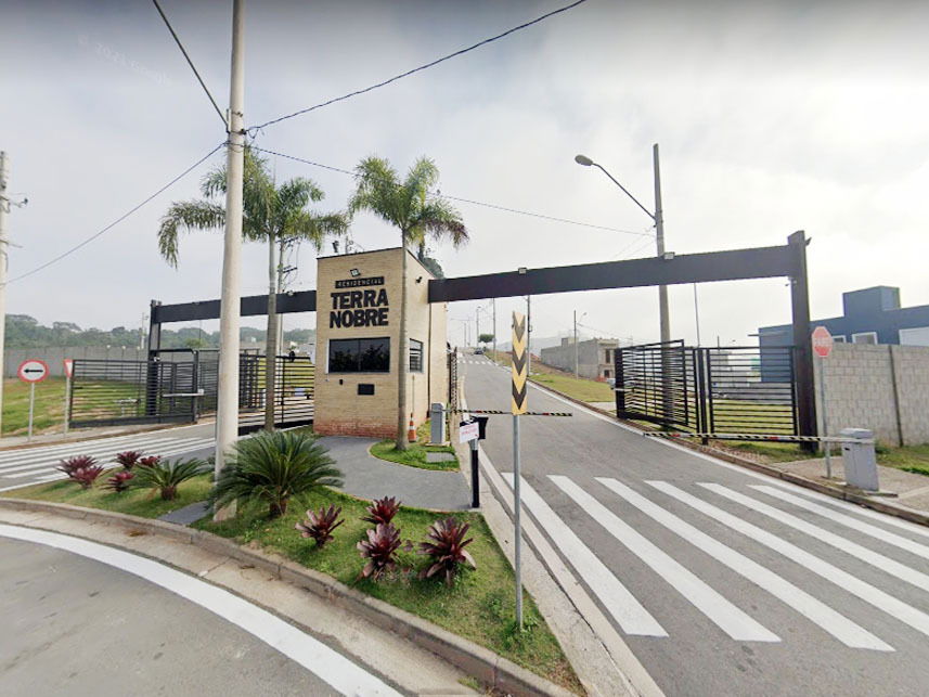 Terreno em Cotia - Lote 69 com 125m² em área ocupada