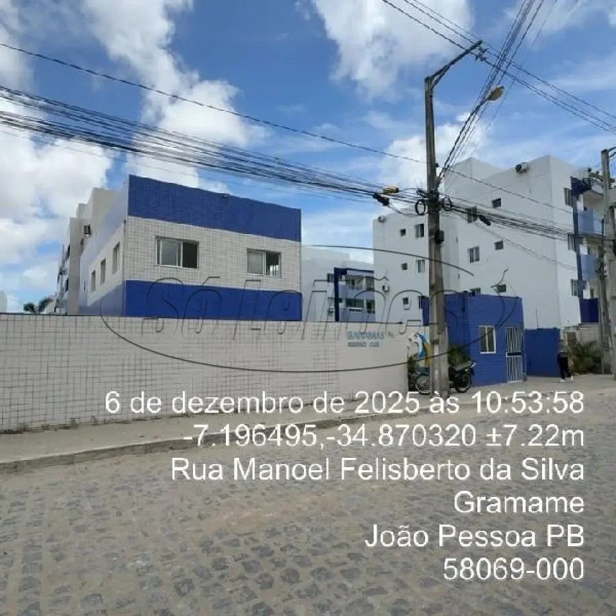 Apartamento com 2 quartos, 2 banheiros e 1 vaga de garagem