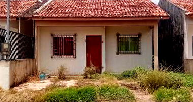 Casa com 2 quartos, 1 banheiro, varanda, área construída 65,38m², 1 vaga