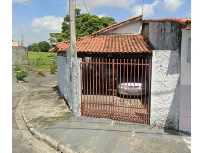 Casa Ocupada em Pindamonhangaba - Residencial Maricá