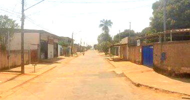 Casa com 2 quartos, varanda, área construída 59,89m², 1 vaga