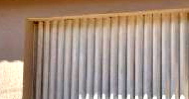 Casa com 3 quartos, 2 banheiros, 143m² construída, desocupada