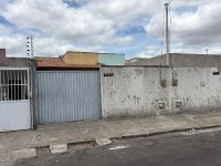 Casa com 2 quartos, 82,1m², 2 vagas, ocupada
