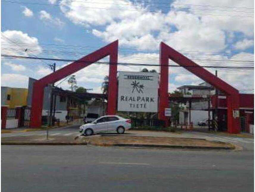 Casa em condomínio com 136m² construídos em Mogi das Cruzes/SP