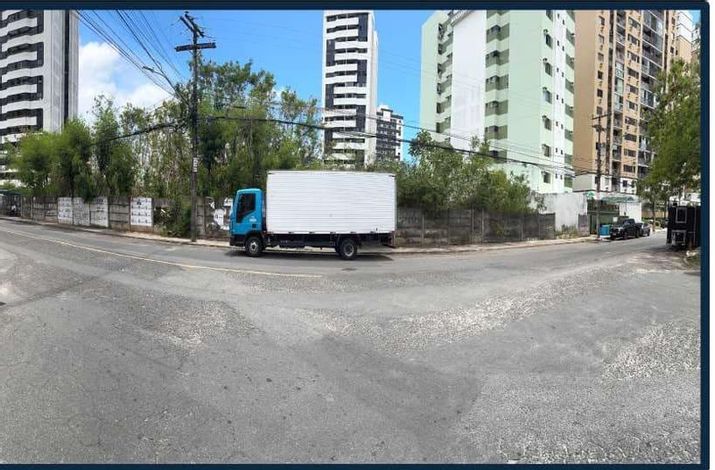 Terreno Amplo em Salvador com Localização Privilegiada