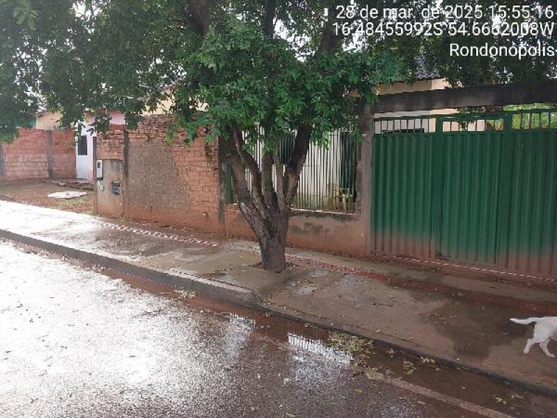 Casa 2 quartos, 1 banheiro, 54,72m² construída, desocupada
