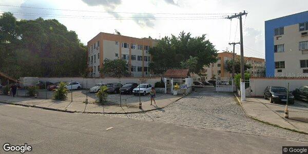 Apartamento com 2 quartos em Realengo, 52m²