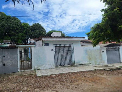 Casa com 2 Quartos e 2 Banheiros em Bayeux/PB
