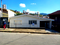 Casa com 60m² e terreno de 240m² em Poços de Caldas/MG