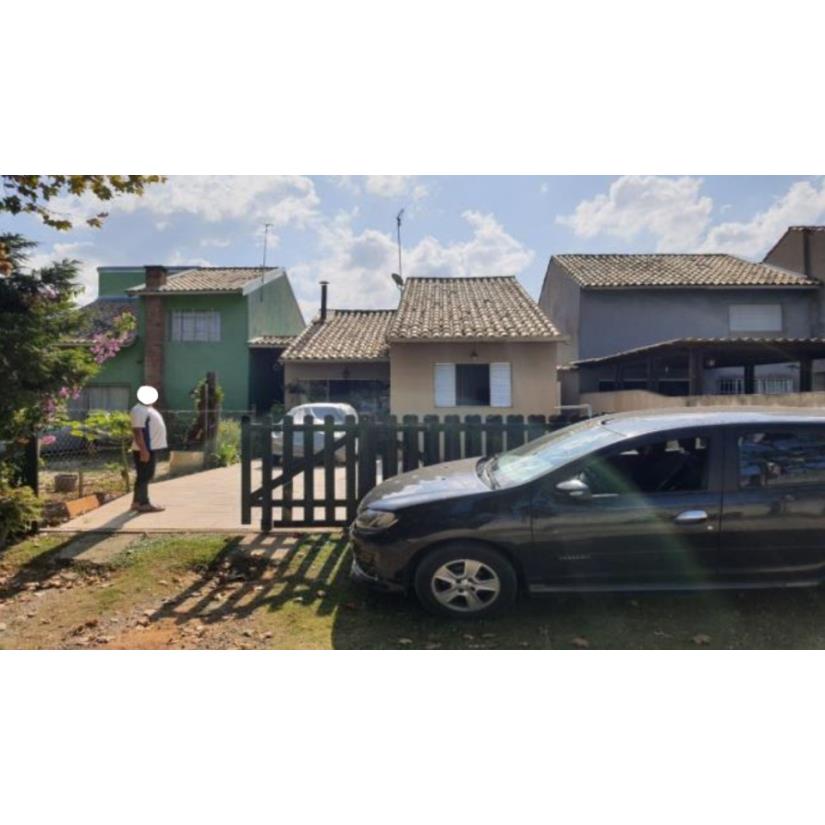 Casa com 88m², 2 quartos, 1 banheiro, ocupada