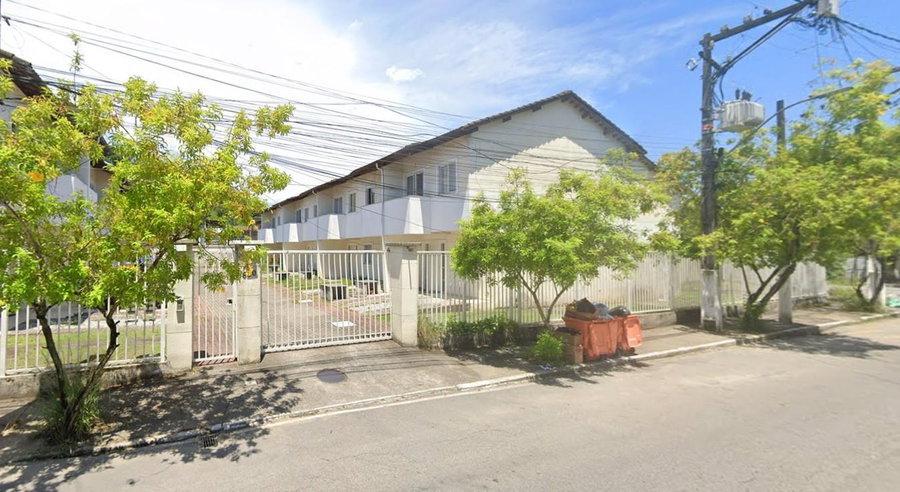 Duplex com 2 Quartos e Sacada, Avaliação Atraente