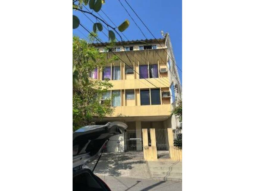Apartamento com 57m² de área construída