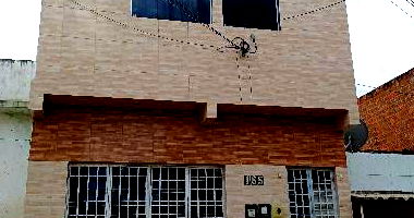 Casa com 2 quartos, 2 banheiros, 1 vaga e 68,58m² construída