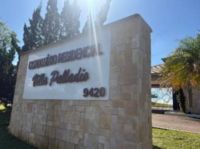 Lote em Condomínio Fechado com 966m²