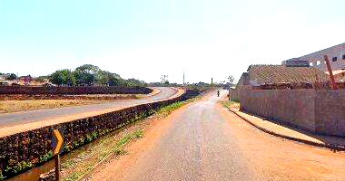 Casa aconchegante com 143 m² construídos e terreno de 205 m², ocupada