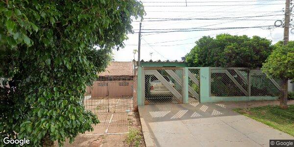 Terreno com 2 Casas e Área Total de 360m² em Campo Grande