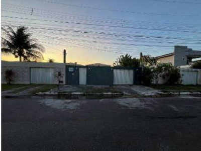 Casa com 4 quartos, 4 banheiros e 2 vagas, ocupada, 151,93m² construídos