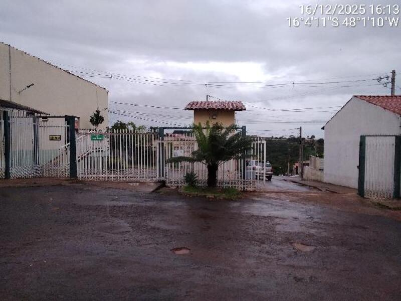 Casa com 2 quartos, 1 vaga de garagem, 54,75m² em Valparaíso de Goiás
