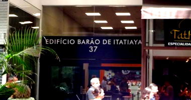 Loja comercial 29,88m² com fração ideal, desocupada