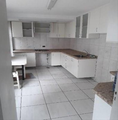 Conjunto Comercial com 4 Vagas de Garagem em Curitiba