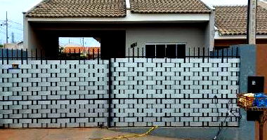 Casa com 2 Quartos e 1 Vaga em Mandaguacu