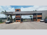 Casa com 355,81m² de área privativa, ocupada, em condomínio