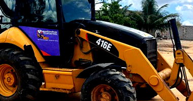 Retroescavadeira Caterpillar 416E Ano 2014