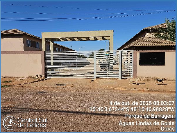 Apartamento com 2 quartos e vaga em Condomínio Solar da Barragem II