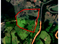 Sítio com 25,58 hectares, casas, galinheiro e curral
