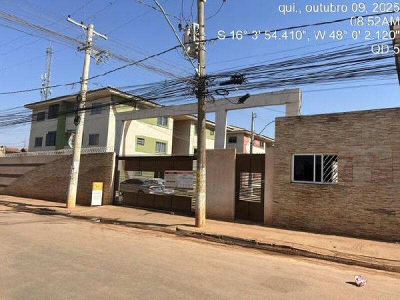 Apartamento com 2 quartos em Valparaíso de Goiás