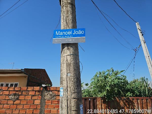 Apartamento 2 quartos, 1 banheiro, 1 vaga, 54m² total, desocupado