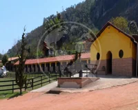 Sítio Haras Monte Carlo com 28 quartos e 14 banheiros