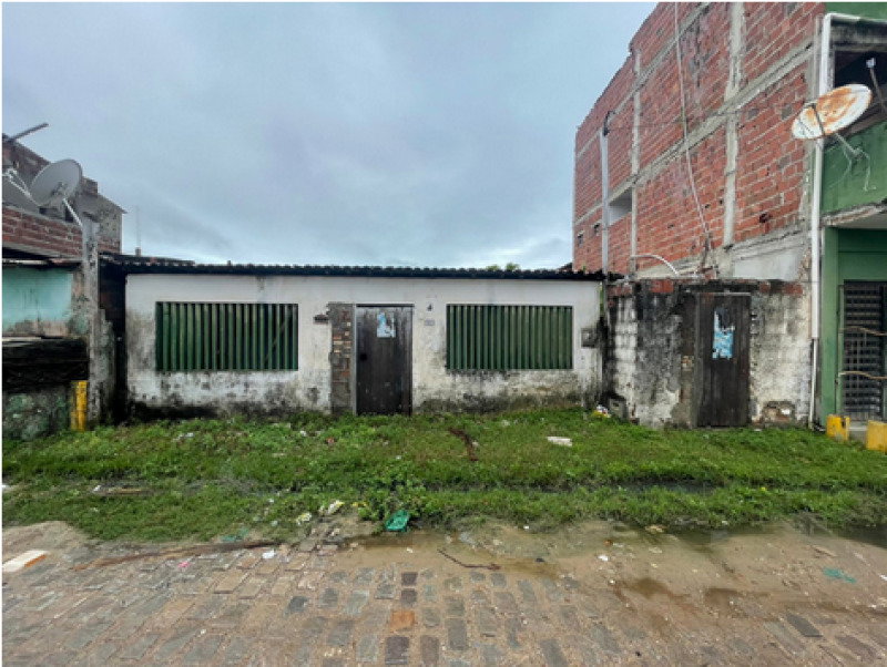 Casa com 2 quartos e quintal em Natal/RN