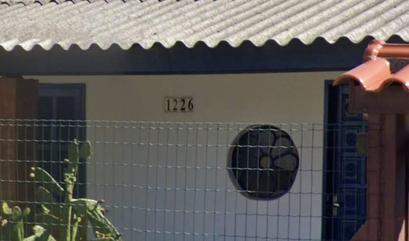 Casa Ocupada com 199m² de Área Construída e 1 Vaga de Garagem