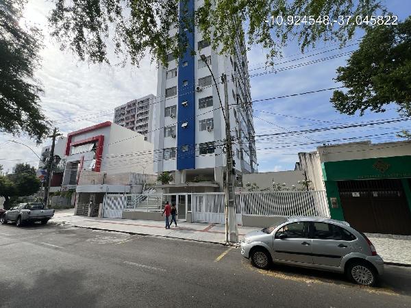 Apartamento 3 quartos, 2 banheiros, 1 vaga, 140m² privativos, varanda e área de serviço