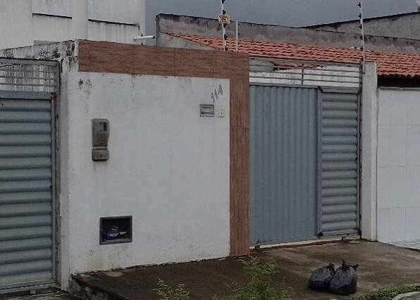 Casa com 2 quartos e 1 banheiro, 69,25 m², 1 vaga de garagem