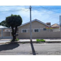 Casa com 250m², 3 quartos, 2 banheiros, ocupada